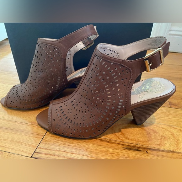 Vince Camuto Leather Peep-Toe Slingback Bootie Size 7.5 - Picture 1 of 7